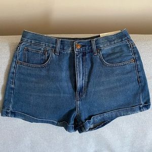 NWT American Eagle High Rise Mom Shorts